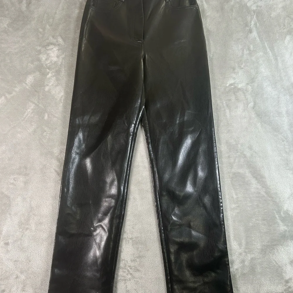 Aritzia Wilfred Sleek Black Straight Leg faux leather Jeans - Picture 3 of 11